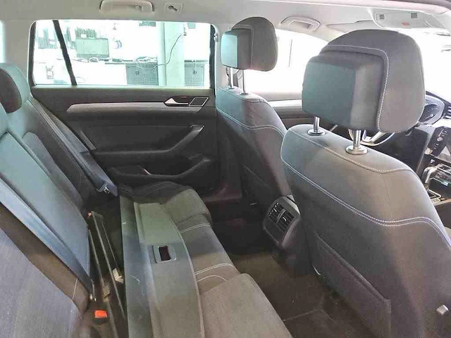 Volkswagen passat variant gte 1.4 tsi phev 218pk automaat 2021 - afbeelding 13 van  16