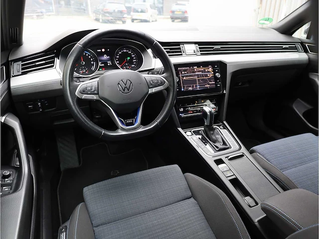 Volkswagen passat variant gte 1.4 tsi phev 218pk automaat 2021 - afbeelding 16 van  38