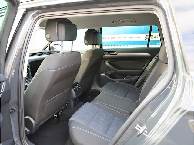 Volkswagen passat variant gte 1.4 tsi phev 218pk automaat 2021 - afbeelding 29 van  34