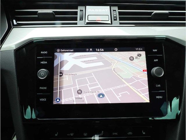 Volkswagen passat variant gte 1.4 tsi phev 218pk automaat 2021 - afbeelding 18 van  34