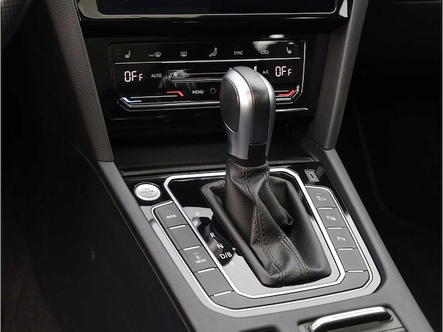 Volkswagen passat variant gte 1.4 tsi phev 218pk automaat 2021 - afbeelding 23 van  43