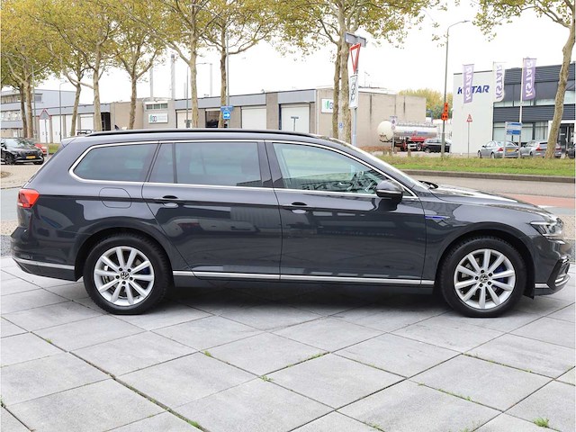 Volkswagen passat variant gte 1.4 tsi phev 218pk automaat 2021 - afbeelding 6 van  34