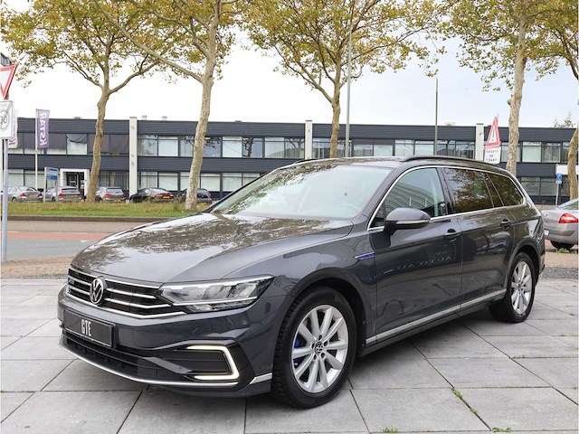 Volkswagen passat variant gte 1.4 tsi phev 218pk automaat 2021 - afbeelding 9 van  34