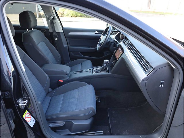 Volkswagen passat variant gte 1.4 tsi phev 218pk automaat 2021 - afbeelding 26 van  41
