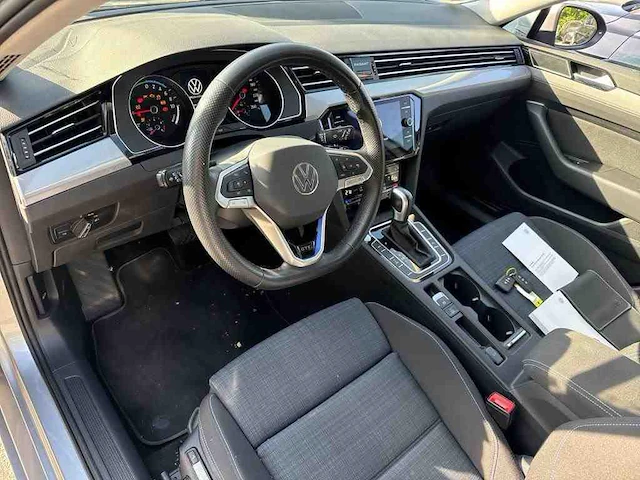 Volkswagen passat variant gte 1.4 tsi phev 218pk automaat 2022 - afbeelding 15 van  18