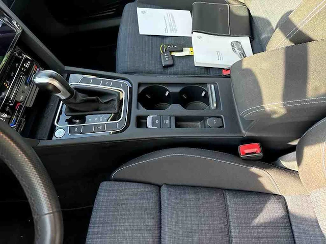Volkswagen passat variant gte 1.4 tsi phev 218pk automaat 2022 - afbeelding 16 van  18