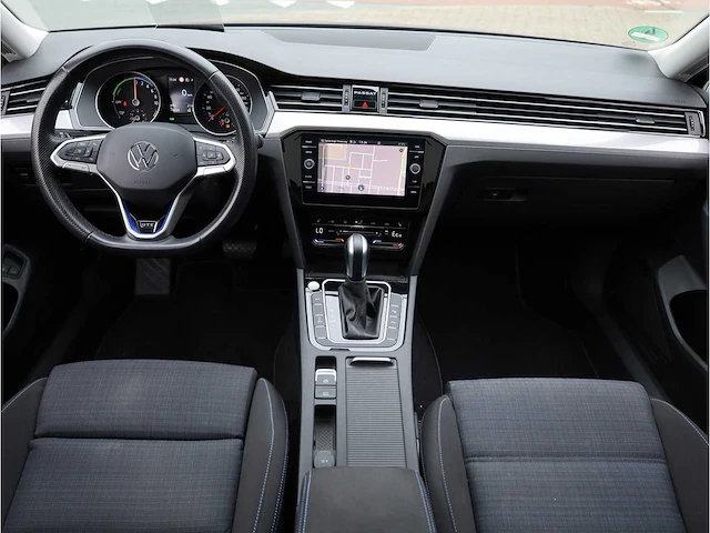 Volkswagen passat variant gte 1.4 tsi phev 218pk automaat 2022 - afbeelding 16 van  46