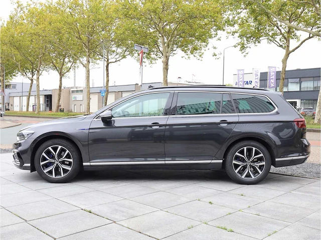 Volkswagen passat variant gte 1.4 tsi phev 218pk automaat 2022 - afbeelding 2 van  46