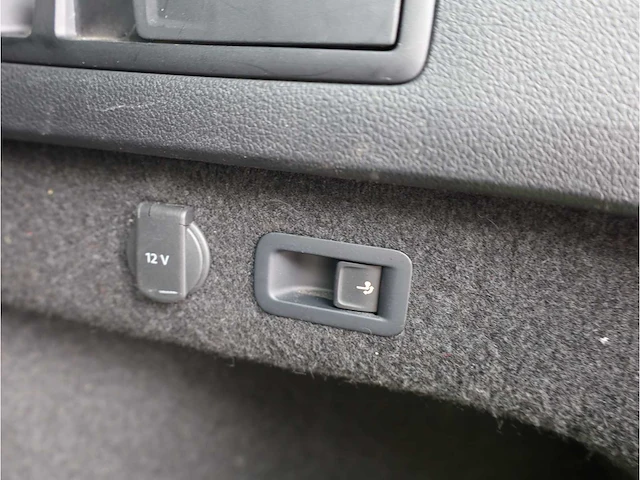 Volkswagen passat variant gte 1.4 tsi phev 218pk automaat 2022 - afbeelding 34 van  46