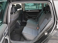 Volkswagen passat variant gte 1.4 tsi phev 218pk automaat 2022 - afbeelding 38 van  46