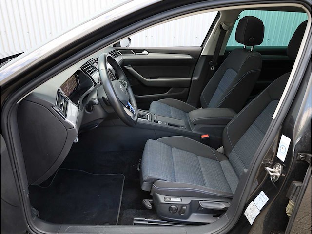 Volkswagen passat variant gte 1.4 tsi phev 218pk automaat 2022 - afbeelding 5 van  43