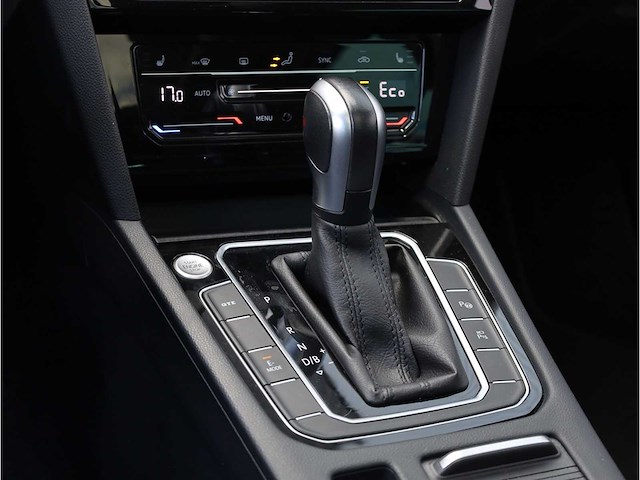 Volkswagen passat variant gte 1.4 tsi phev 218pk automaat 2022 - afbeelding 16 van  43