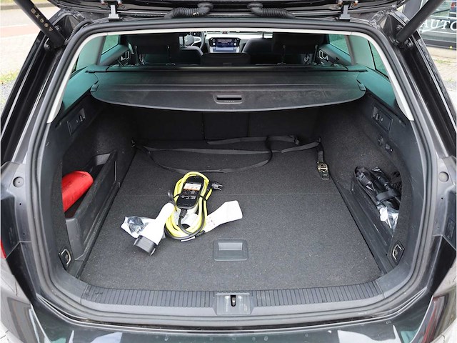 Volkswagen passat variant gte 1.4 tsi phev 218pk automaat 2022 - afbeelding 29 van  43