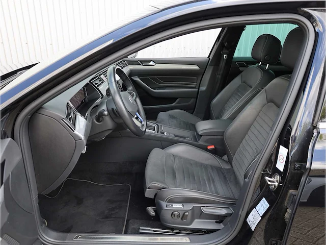 Volkswagen passat variant gte 1.4 tsi phev 218pk automaat 2022 - afbeelding 4 van  47