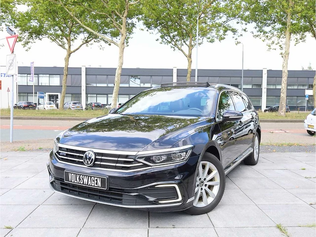 Volkswagen passat variant gte 1.4 tsi phev 218pk automaat 2022 - afbeelding 1 van  47