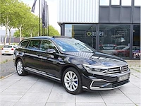Volkswagen passat variant gte 1.4 tsi phev 218pk automaat 2022 - afbeelding 45 van  47