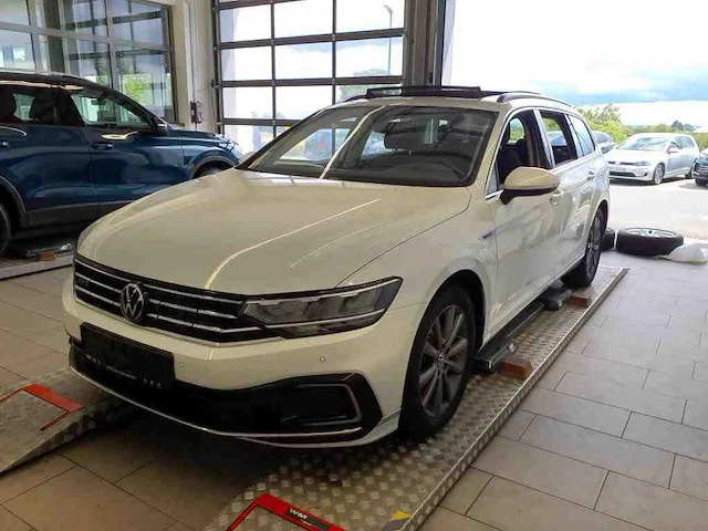 Volkswagen passat variant gte 1.4 tsi phev 218pk automaat 2022 - afbeelding 1 van  24