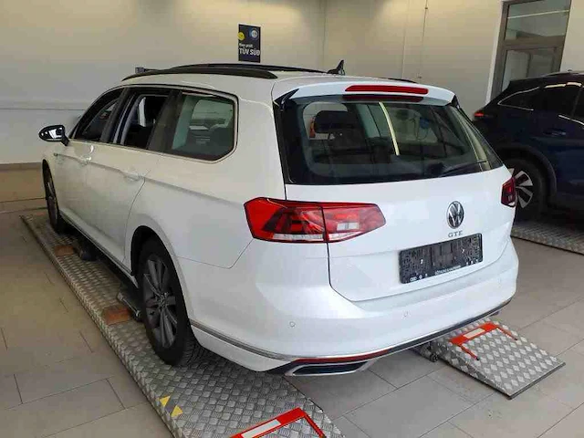 Volkswagen passat variant gte 1.4 tsi phev 218pk automaat 2022 - afbeelding 18 van  24