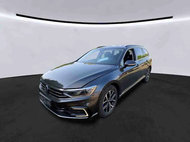 Volkswagen passat variant gte 1.4 tsi phev 218pk automaat 2022 - afbeelding 1 van  22