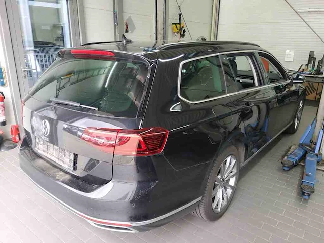 Volkswagen passat variant gte 1.4 tsi phev 218pk automaat 2022 - afbeelding 11 van  17