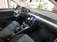Volkswagen passat variant gte 1.4 tsi phev 218pk automaat 2022 - afbeelding 13 van  17