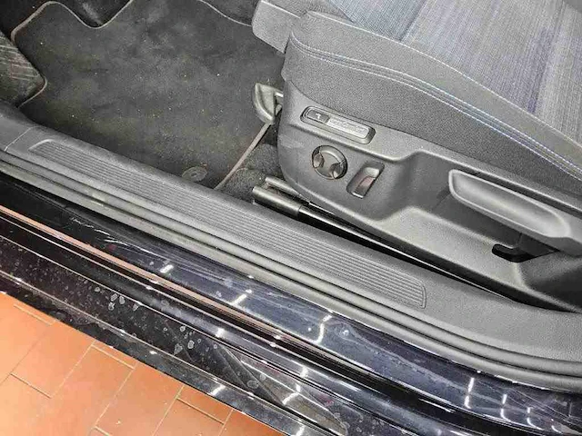 Volkswagen passat variant gte 1.4 tsi phev 218pk automaat 2022 - afbeelding 4 van  17