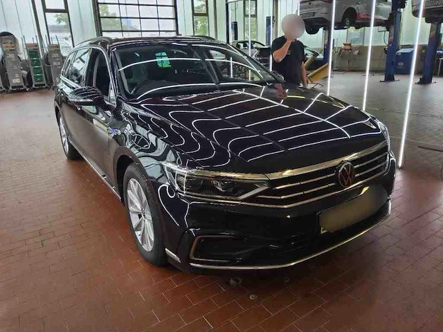 Volkswagen passat variant gte 1.4 tsi phev 218pk automaat 2022 - afbeelding 12 van  17