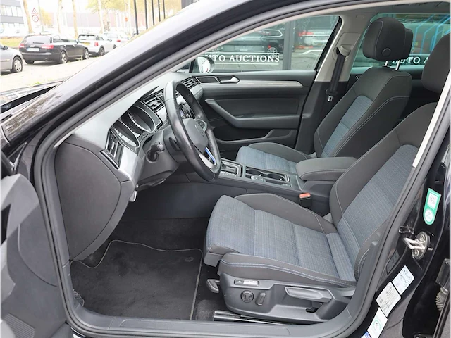 Volkswagen passat variant gte 1.4 tsi phev 218pk automaat 2022 - afbeelding 13 van  46