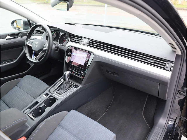 Volkswagen passat variant gte 1.4 tsi phev 218pk automaat 2022 - afbeelding 15 van  46