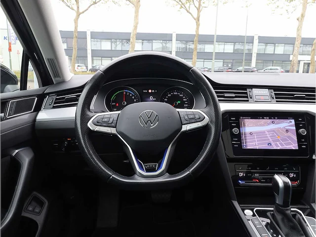 Volkswagen passat variant gte 1.4 tsi phev 218pk automaat 2022 - afbeelding 19 van  46