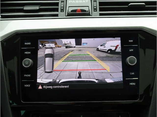 Volkswagen passat variant gte 1.4 tsi phev 218pk automaat 2022 - afbeelding 24 van  46