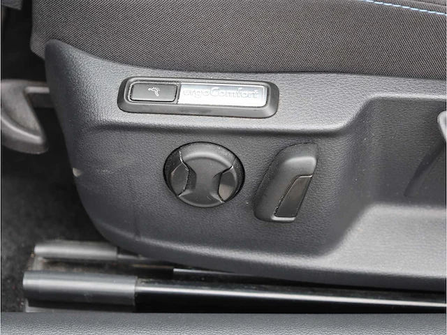 Volkswagen passat variant gte 1.4 tsi phev 218pk automaat 2022 - afbeelding 29 van  46