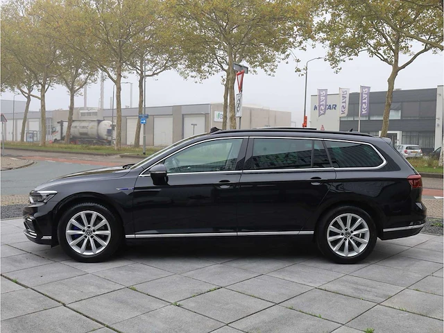 Volkswagen passat variant gte 1.4 tsi phev 218pk automaat 2022 - afbeelding 2 van  46