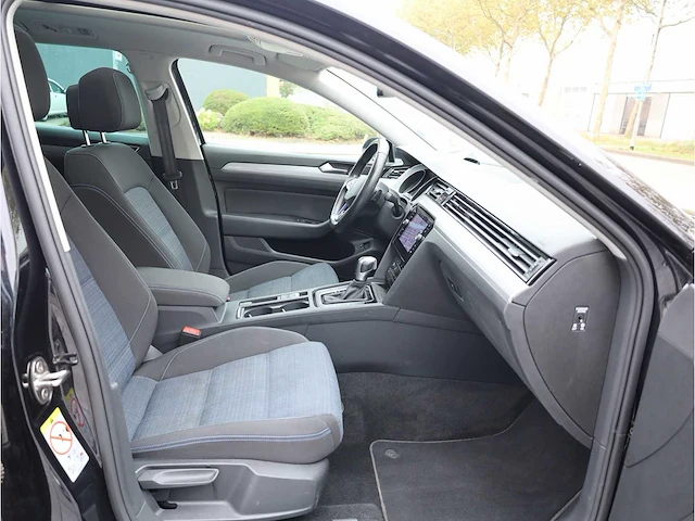 Volkswagen passat variant gte 1.4 tsi phev 218pk automaat 2022 - afbeelding 39 van  46