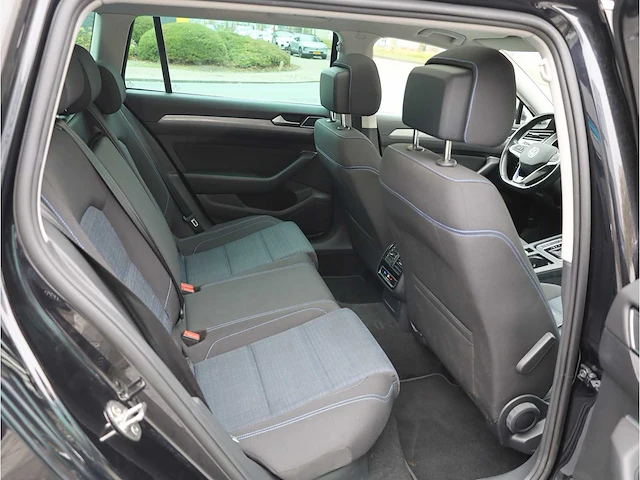 Volkswagen passat variant gte 1.4 tsi phev 218pk automaat 2022 - afbeelding 40 van  46
