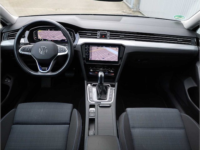 Volkswagen passat variant gte 1.4 tsi phev 218pk automaat 2022 - afbeelding 16 van  43