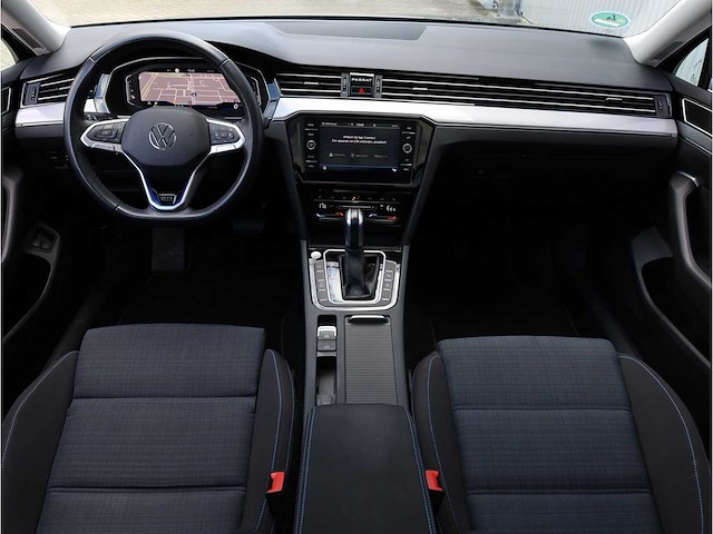 Volkswagen passat variant gte 1.4 tsi phev 218pk automaat 2022 - afbeelding 16 van  43
