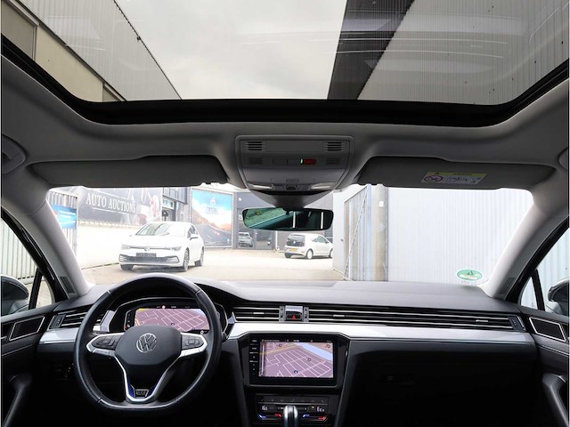 Volkswagen passat variant gte 1.4 tsi phev 218pk automaat 2022 - afbeelding 17 van  43