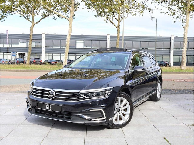 Volkswagen passat variant gte 1.4 tsi phev 218pk automaat 2022 - afbeelding 1 van  43