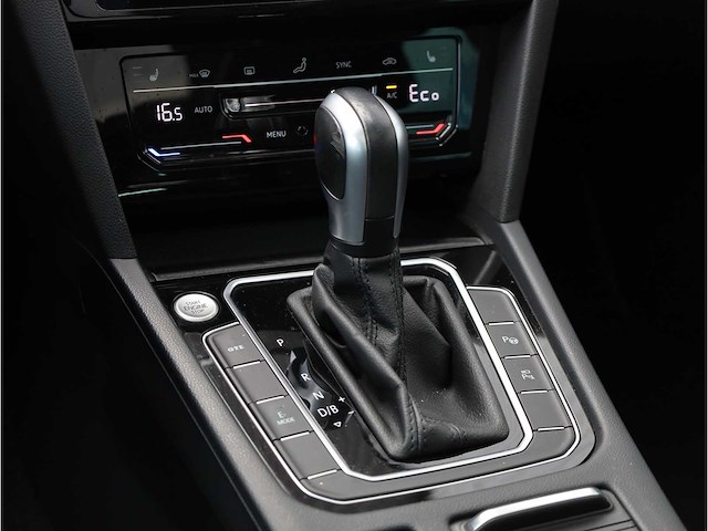 Volkswagen passat variant gte 1.4 tsi phev 218pk automaat 2022 - afbeelding 34 van  43