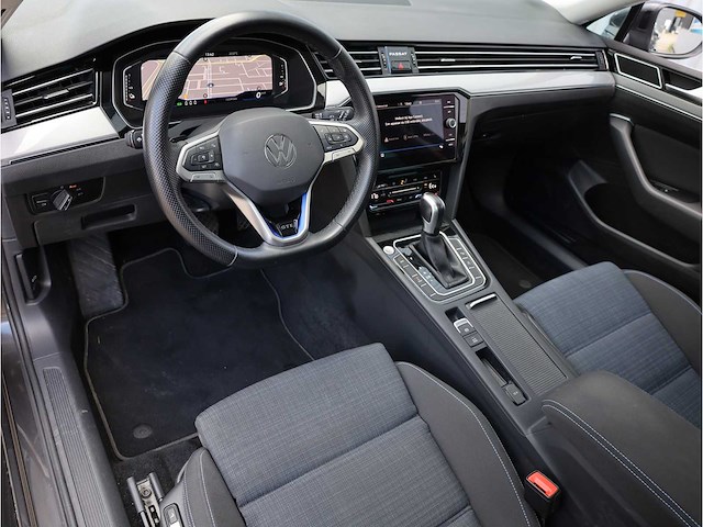 Volkswagen passat variant gte 1.4 tsi phev 218pk automaat 2022 - afbeelding 12 van  43