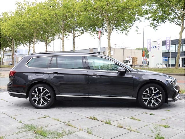 Volkswagen passat variant gte 1.4 tsi phev 218pk automaat 2022 - afbeelding 7 van  43
