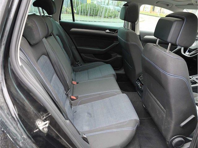 Volkswagen passat variant gte 1.4 tsi phev 218pk automaat - afbeelding 28 van  41