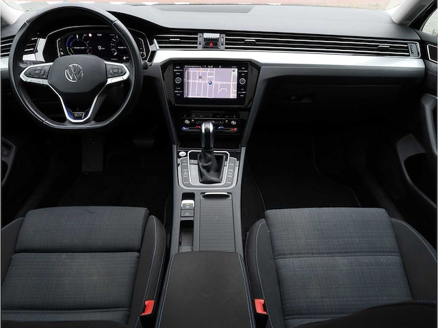 Volkswagen passat variant gte 1.4 tsi phev 218pk automaat - afbeelding 8 van  41