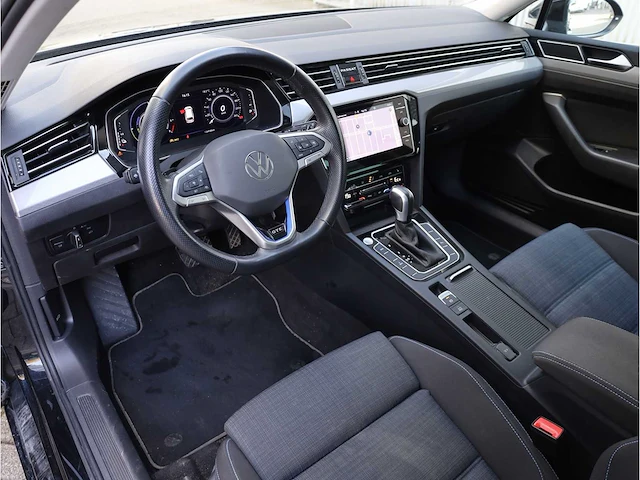 Volkswagen passat variant gte 1.4 tsi phev 218pk automaat - afbeelding 11 van  38