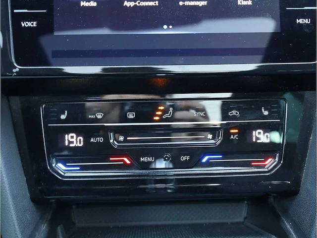 Volkswagen passat variant gte 1.4 tsi phev 218pk automaat - afbeelding 22 van  38