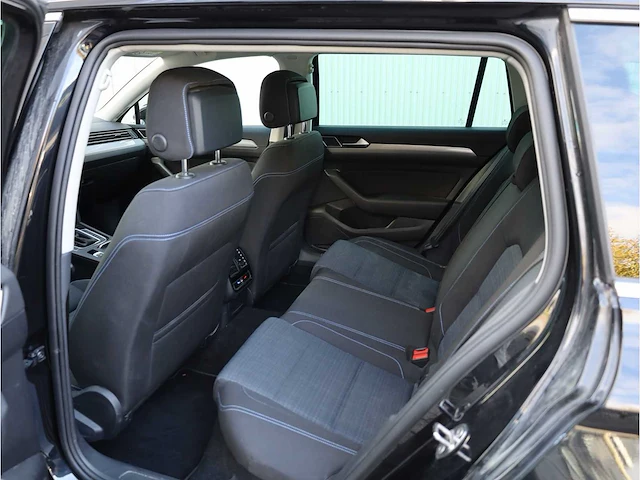 Volkswagen passat variant gte 1.4 tsi phev 218pk automaat - afbeelding 29 van  38