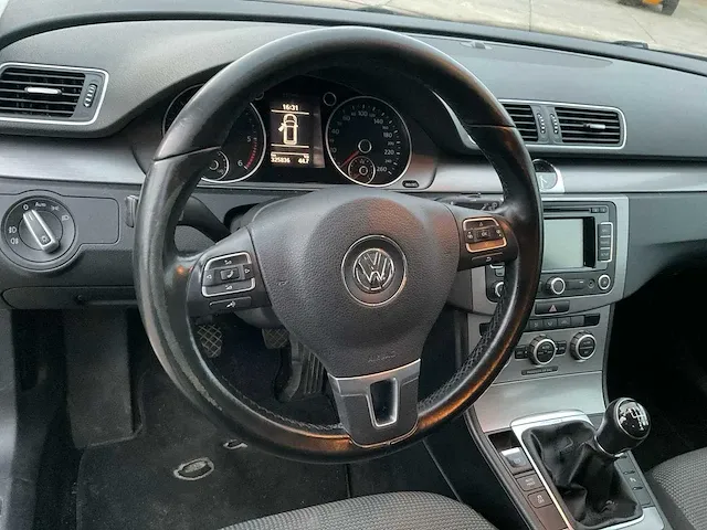 Volkswagen passat variant personenauto - afbeelding 4 van  37