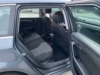 Volkswagen passat variant personenauto - afbeelding 17 van  37