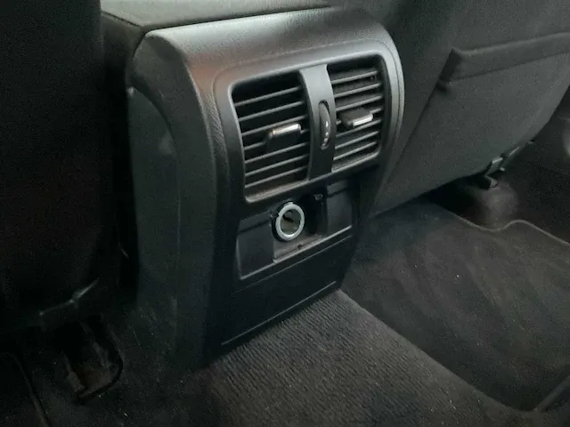 Volkswagen passat variant personenauto - afbeelding 21 van  37